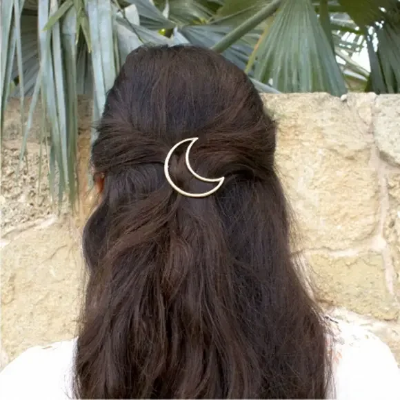 Moon Barrett - Picture 1 of 2